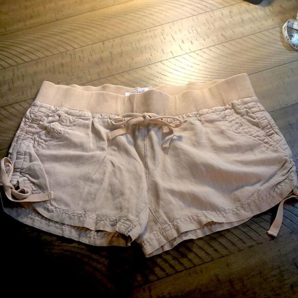 Candies 🍭 Cotton Cargo Shorts 4 Pockets. Comfy and Breezy Linen Look 👀 - Picture 1 of 16